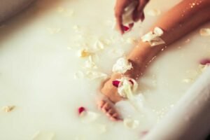 The Benefits of Using Milk in Homemade Beauty Treatments